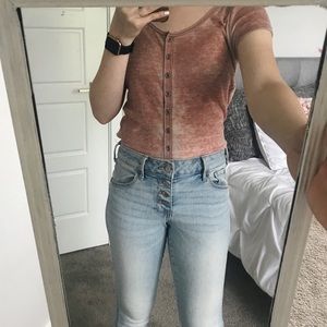 button faded waffle knit tee